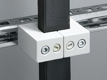 Universalhalter für lamellierte Kupferschienen 20x5 bis 63x10 mm 